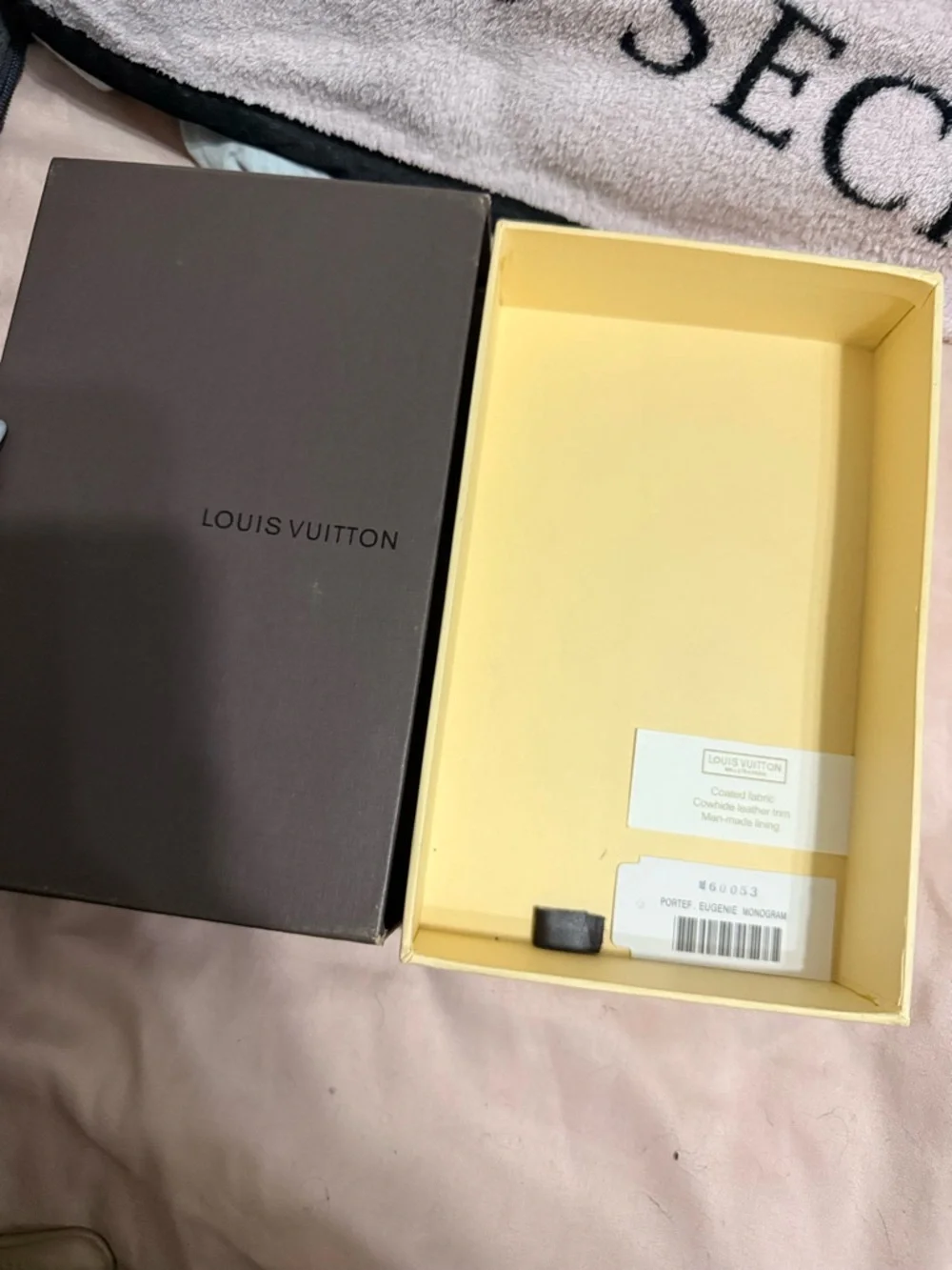 Louis Vuitton Eugenie White Multicolor Monogram Canvas Wallet with Tan Trim - Picture 11 of 11